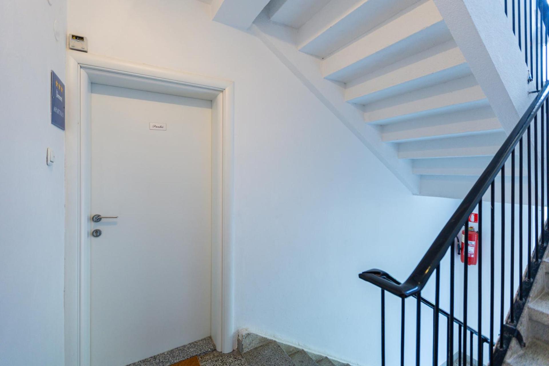 Apartment Marin Krk Крк Екстер'єр фото